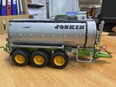 Joskin Cargo 24000